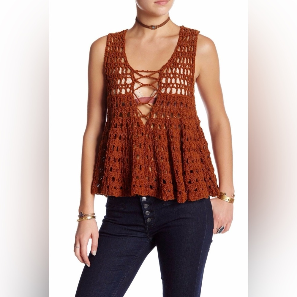 Free People Crotchet Top color Rust in size Small - Picture 4 of 11